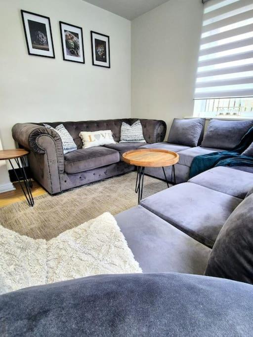 Home From Home 3 Bed,2 Bath House With Garden&Parking Near Centre&Tram Stop Sheffield Exterior photo